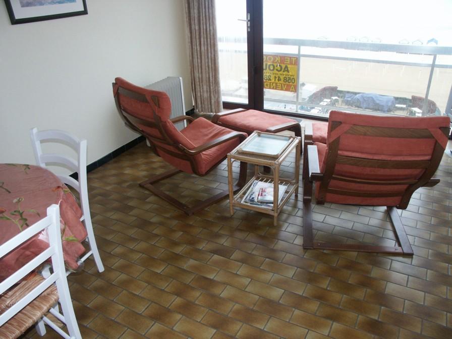 Studio ALPHA sur la digue à qq mètres du sable (195-550 eur)